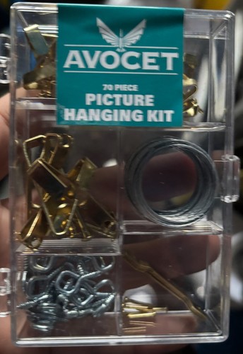 Picture hanging kit brass - brass, nail